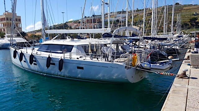 54ft Moody gets stolen in the Med